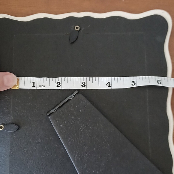 Vintage Creamy White Floral Picture Frame - Picture 5 of 6